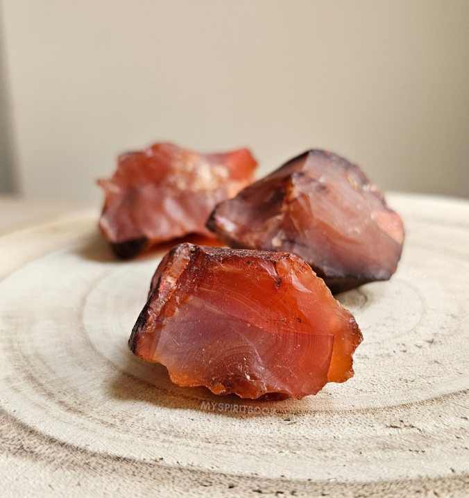 Carnelian Stone - Meaning and Properties