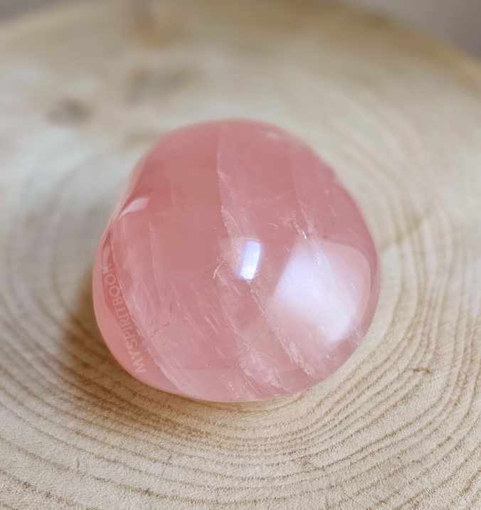 Rose Quartz Crystal - Meaning And Properties